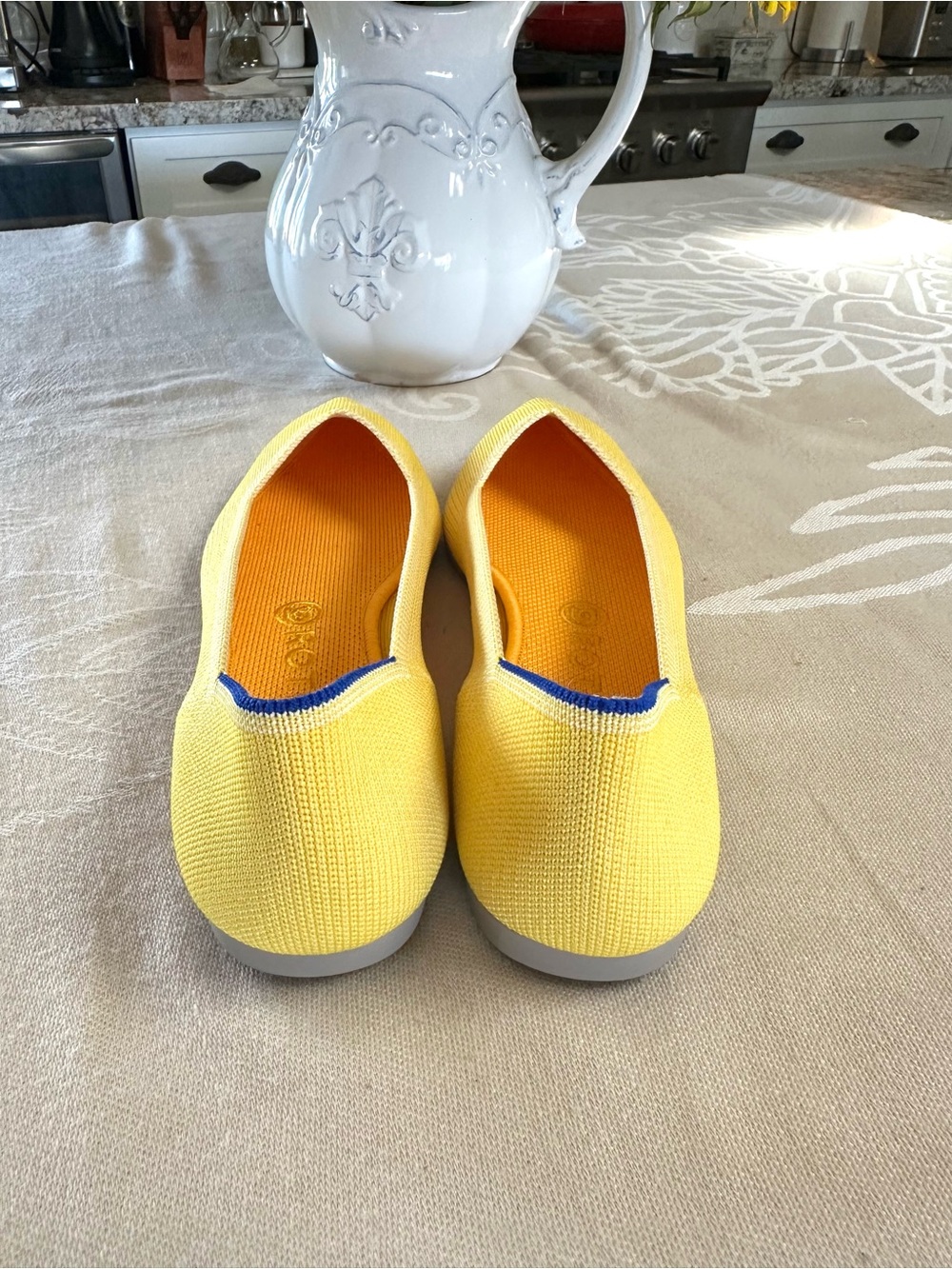 Rothy’s The Point Yellow Blue Trim Flats Size 10 EUC - Picture 4 of 6